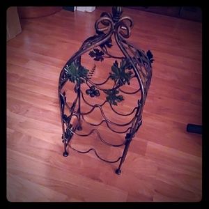 Vineyard Wine holder
